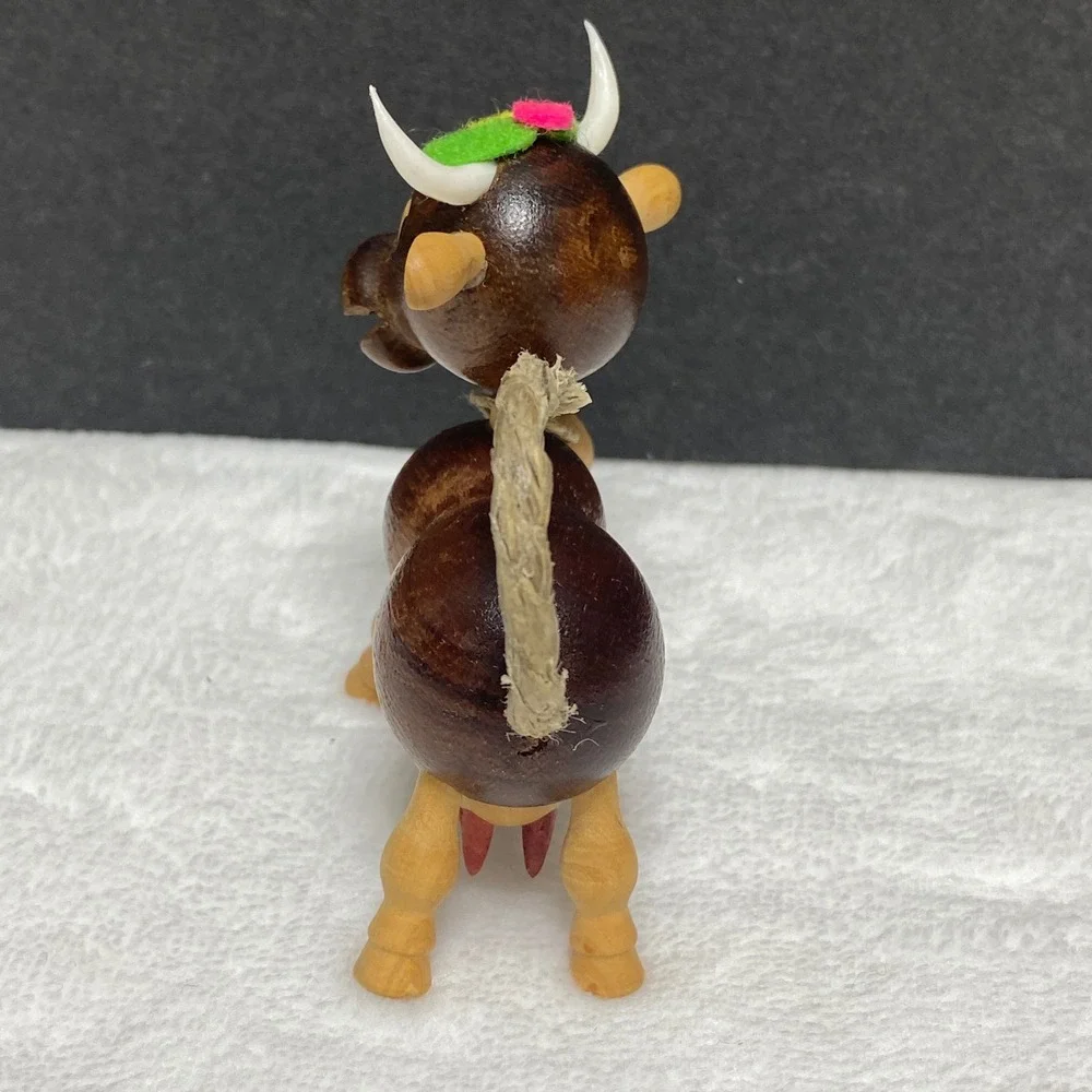 Goula charming wooden